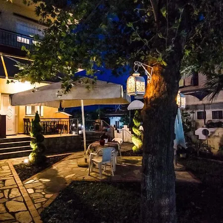 Bed & Breakfast Loula-maria *